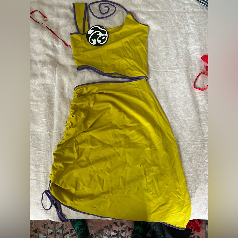 Tyler Mcgillivary dress